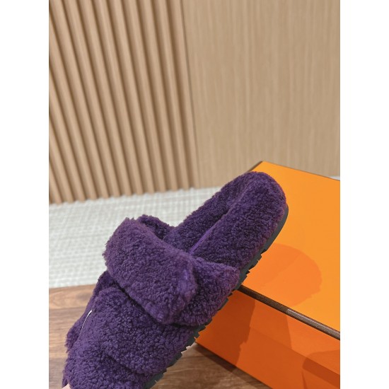 Hermes Slippers