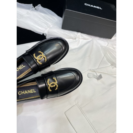 CHANEL Loafers
