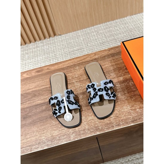 Hermes Slippers