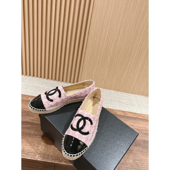 CHANEL Espadrilles