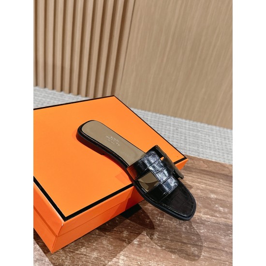 Hermes Slippers