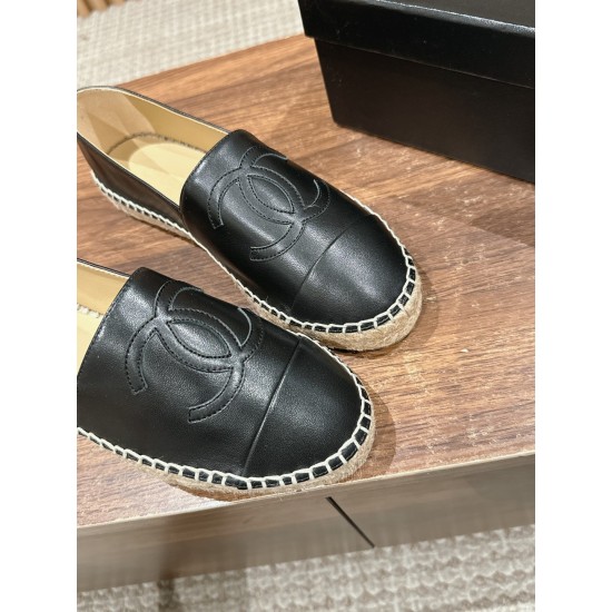CHANEL Espadrilles