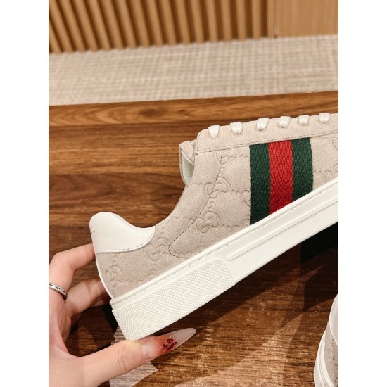 Gucci Sneakers