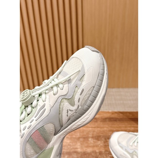Gucci Sneakers