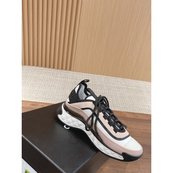 CHANEL Sneakers