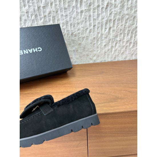 CHANEL Loafers