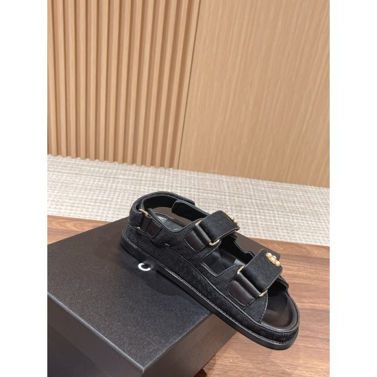 CHANEL Sandals