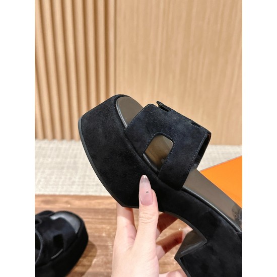 Hermes Sandals