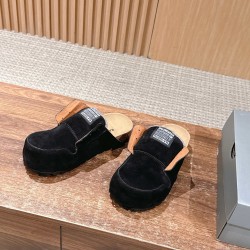  Balenciaga Slippers