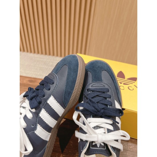 Gucci Sneakers