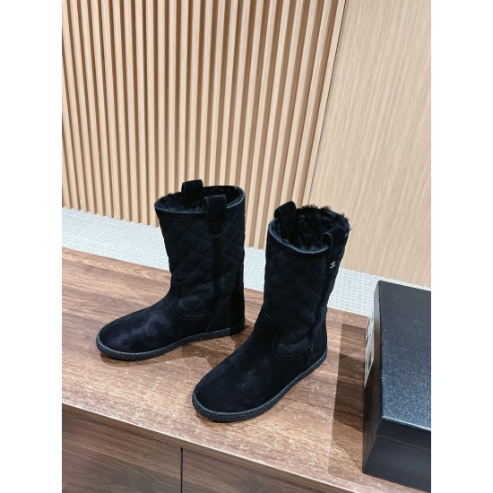 CHANEL Boots