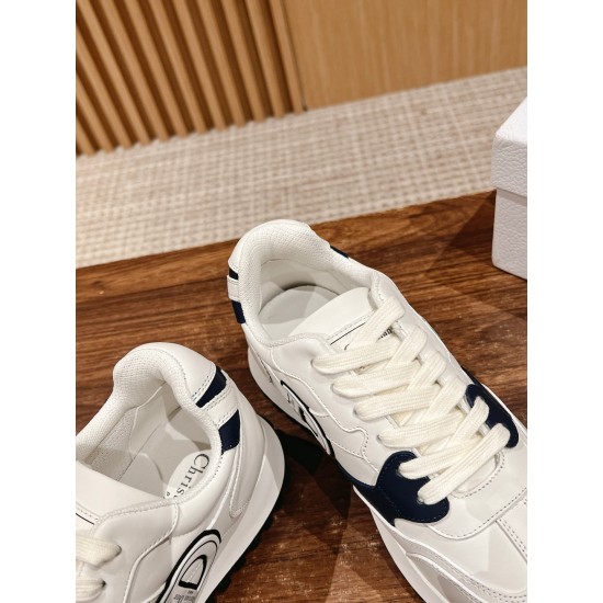 Dior Sneakers