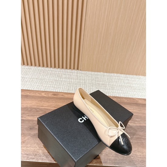CHANEL Ballerinas