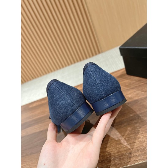 CHANEL Ballerinas