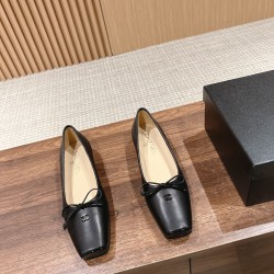 CHANEL Ballerinas