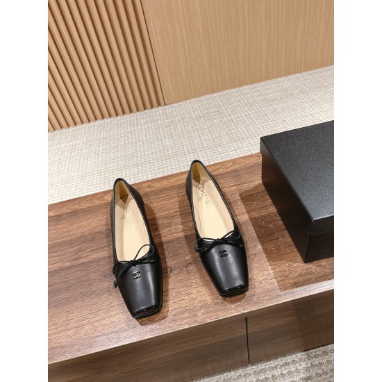 CHANEL Ballerinas