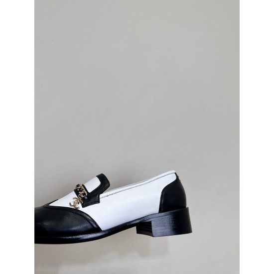 CHANEL Loafers