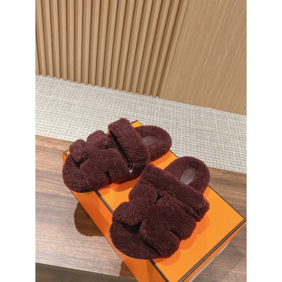 Hermes Slippers
