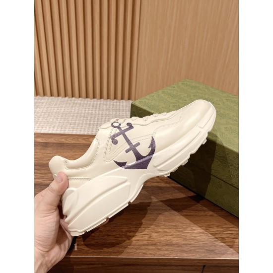 Gucci Sneakers