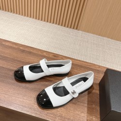 CHANEL Ballerinas