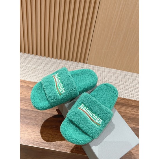  Balenciaga Slippers