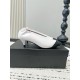 CHANEL Pumps and Slingbacks