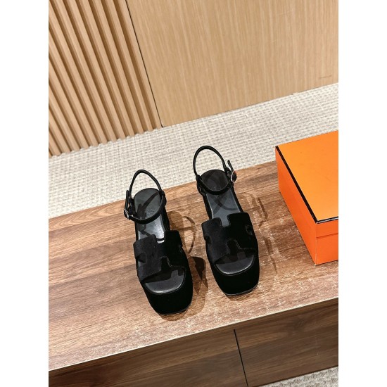 Hermes Sandals