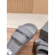  Balenciaga Slippers