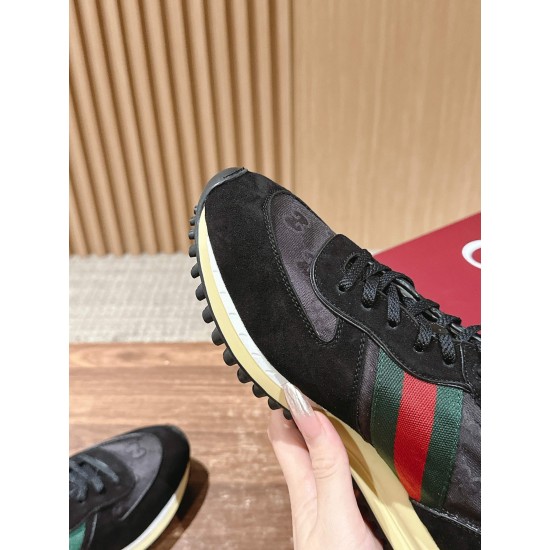 Gucci Sneakers