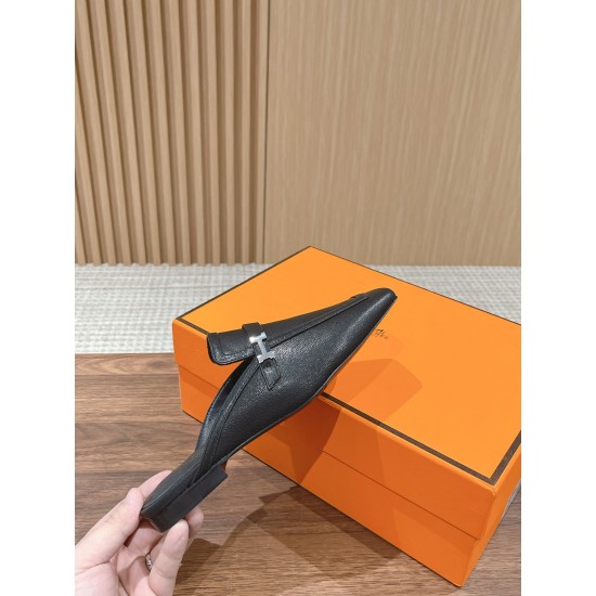 Hermes Iota mule