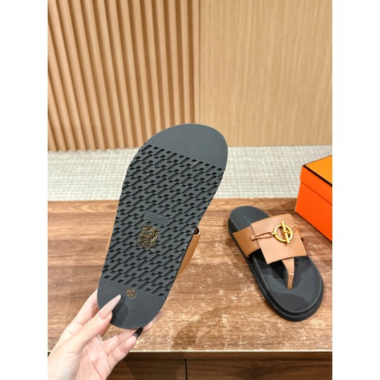 Hermes Slippers