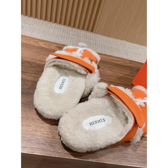 Hermes Slippers