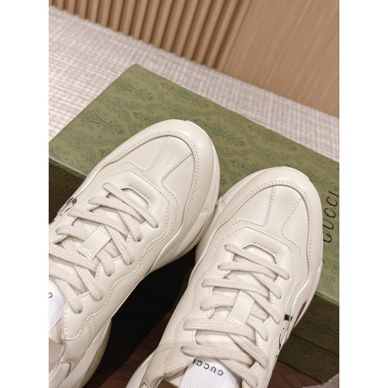 Gucci Sneakers