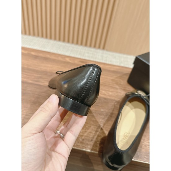CHANEL Ballerinas