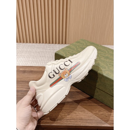 Gucci Sneakers