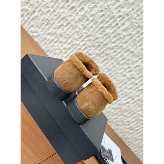 CHANEL Loafers