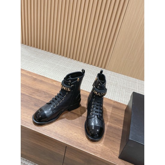 CHANEL Boots