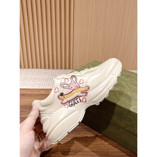 Gucci Sneakers