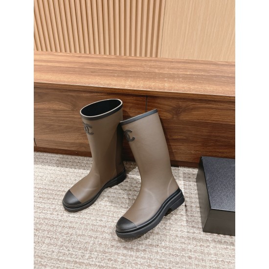CHANEL Boots