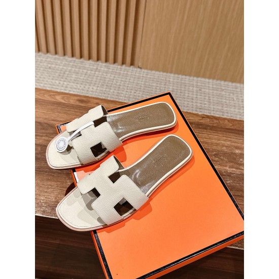 Hermes Slippers