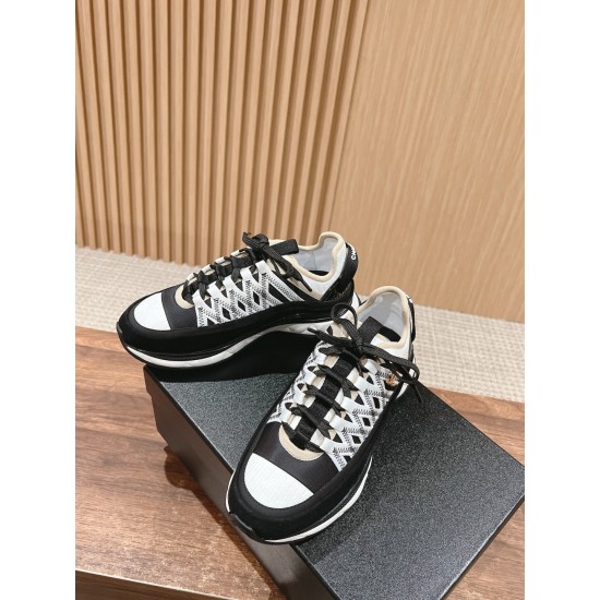 CHANEL Sneakers