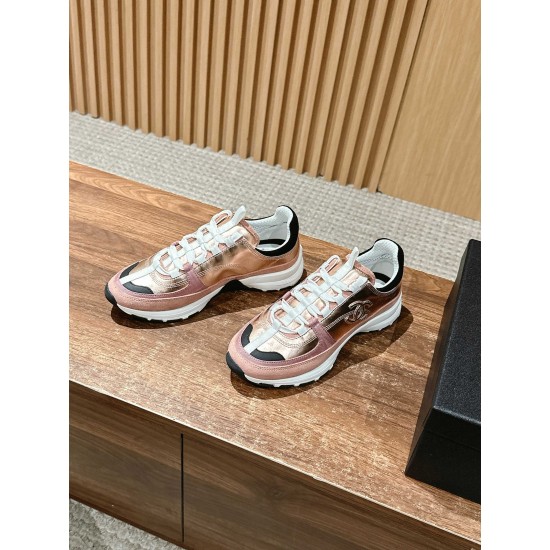 CHANEL Sneakers