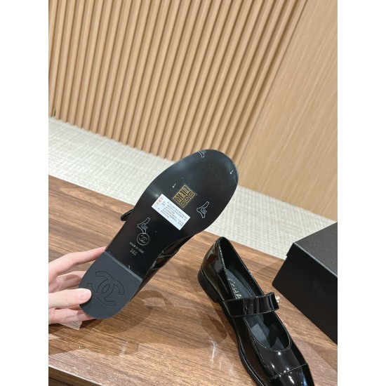 CHANEL Ballerinas