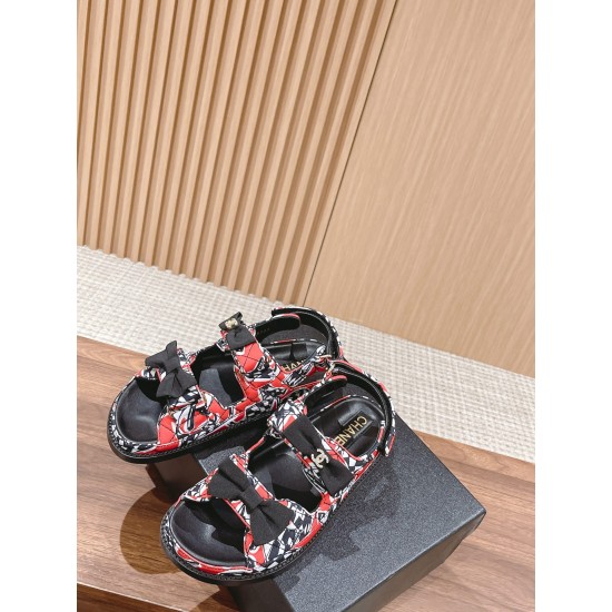 CHANEL Sandals