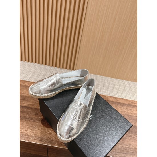 CHANEL Espadrilles