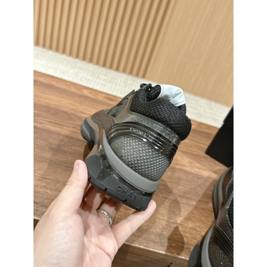 CHANEL Sneakers