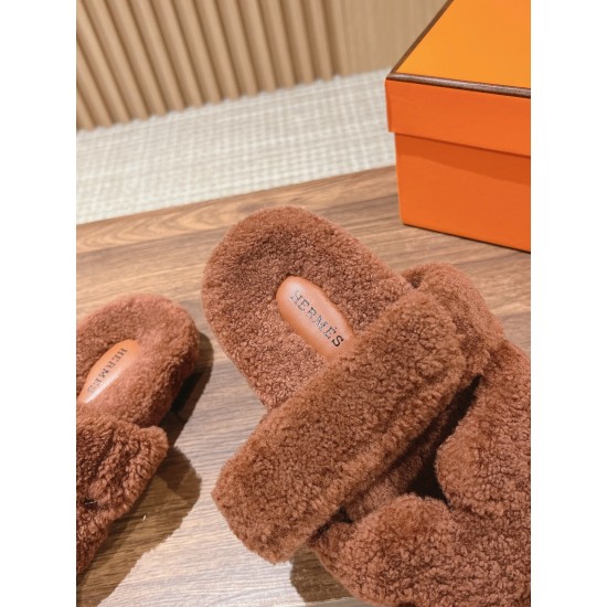 Hermes Slippers
