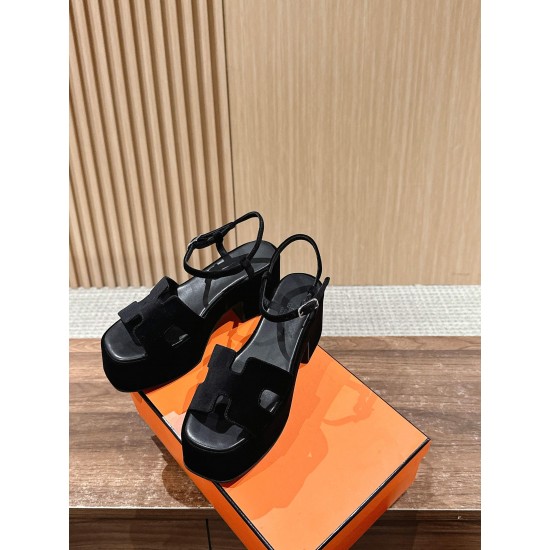 Hermes Sandals