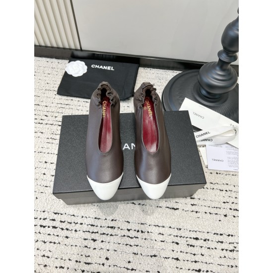 CHANEL Pumps and Slingbacks