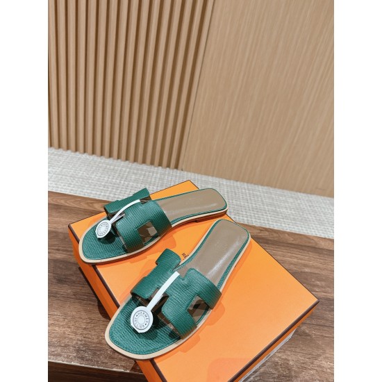 Hermes Slippers